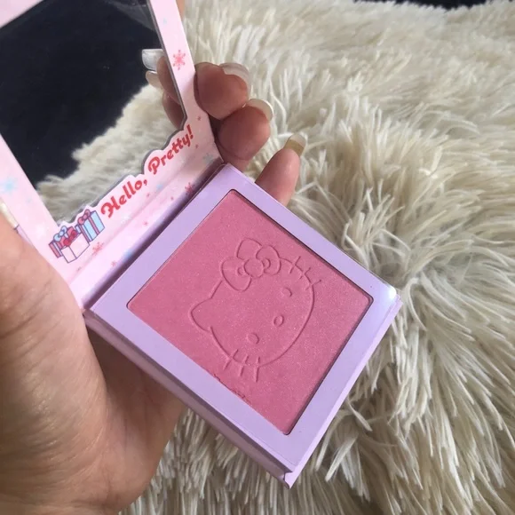 Hello Kitty x clourpop blush at frost sight - Picture 8 of 8